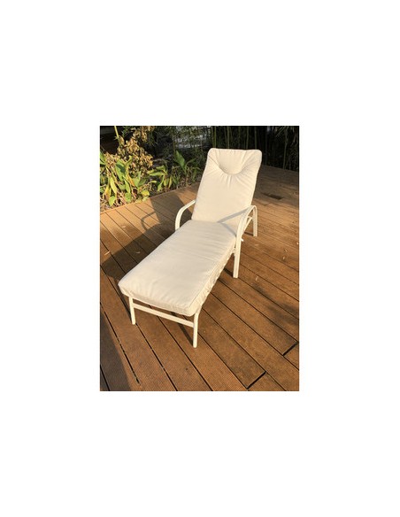 POLTRONA  LOUNGER CREMA OPACO  022300 GIOVE